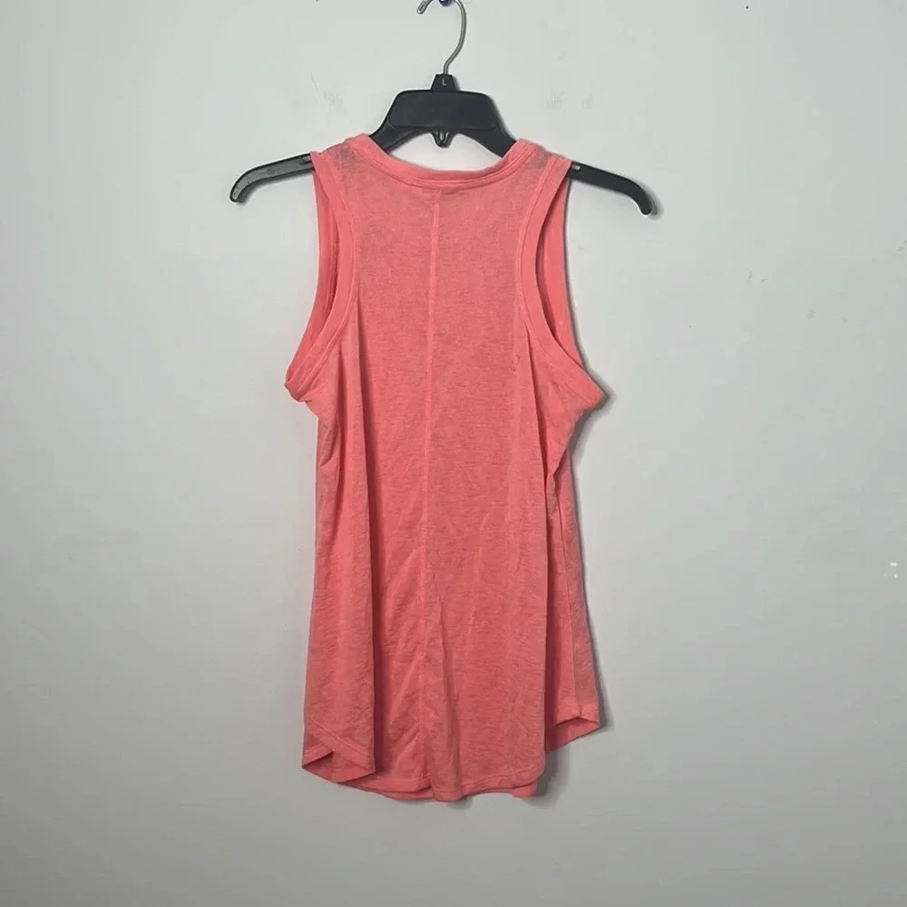 Athleta breezy coral
